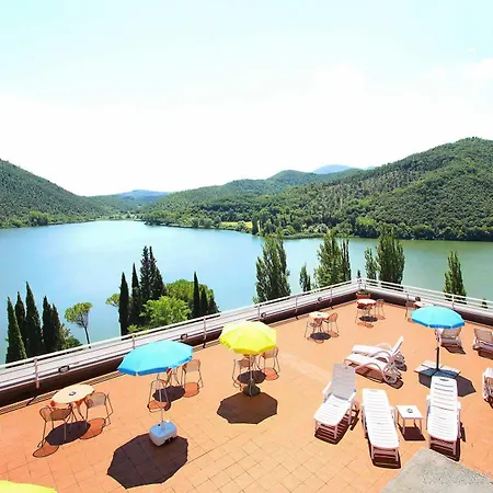 Del Active & Ξενοδοχείο Piediluco