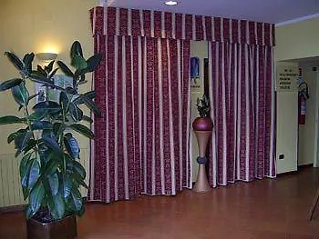 Del 1934 & מלון פיידילוקו